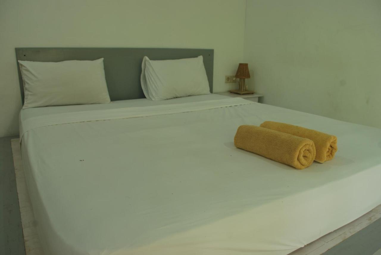 Gili Smile Bungalow Gili Trawangan Bagian luar foto