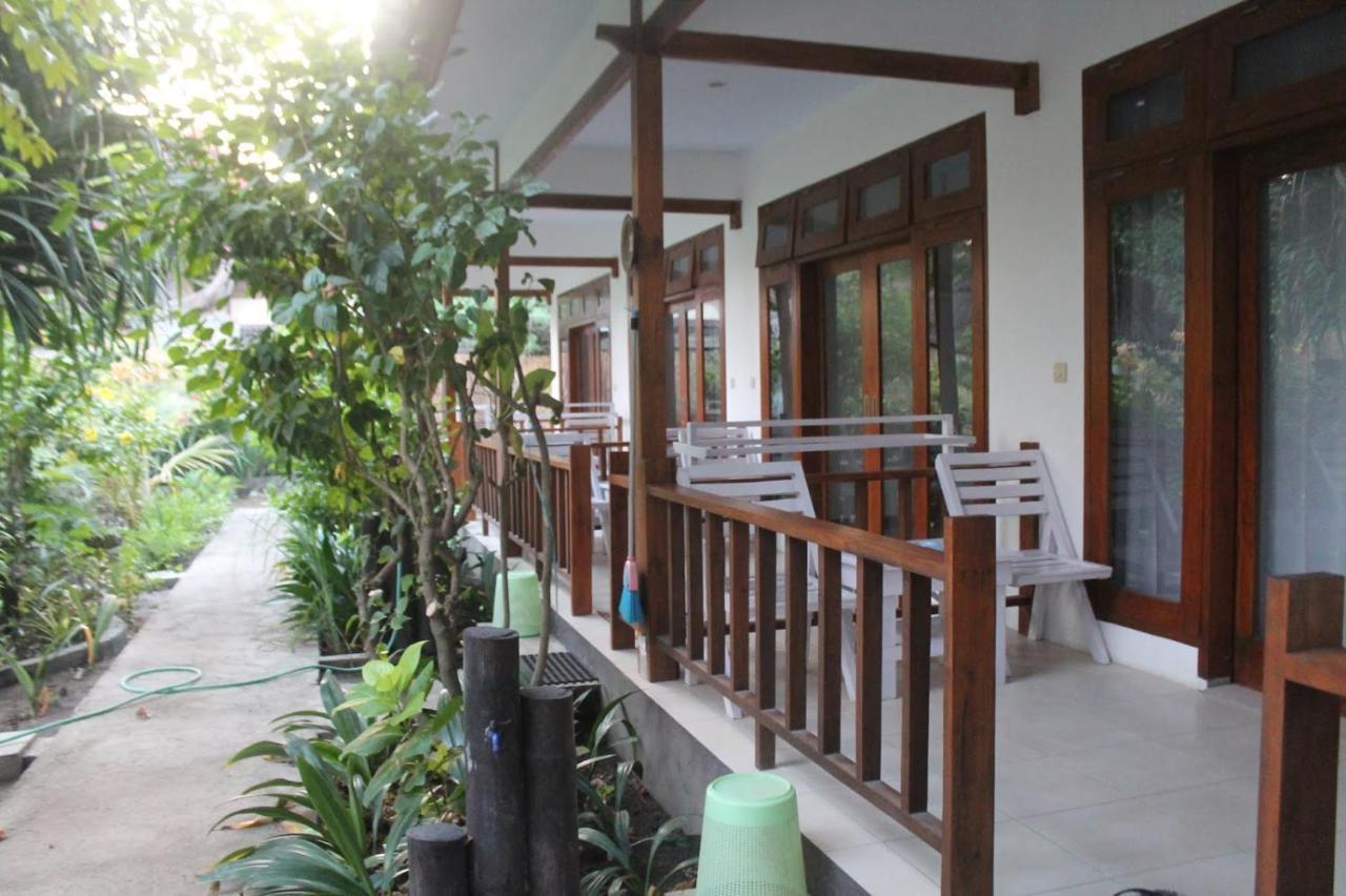 Gili Smile Bungalow Gili Trawangan Bagian luar foto