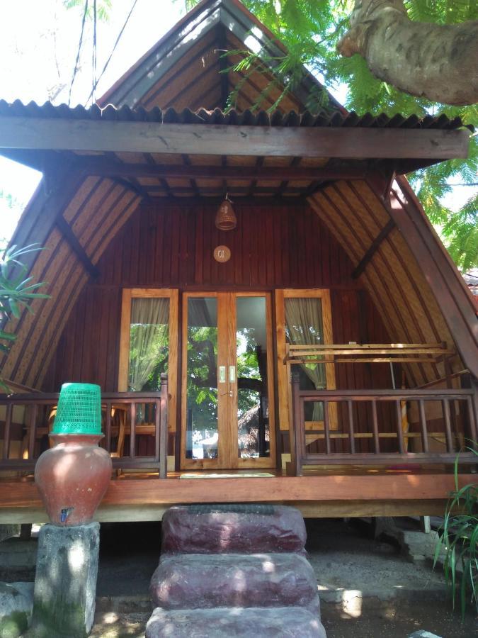 Gili Smile Bungalow Gili Trawangan Bagian luar foto