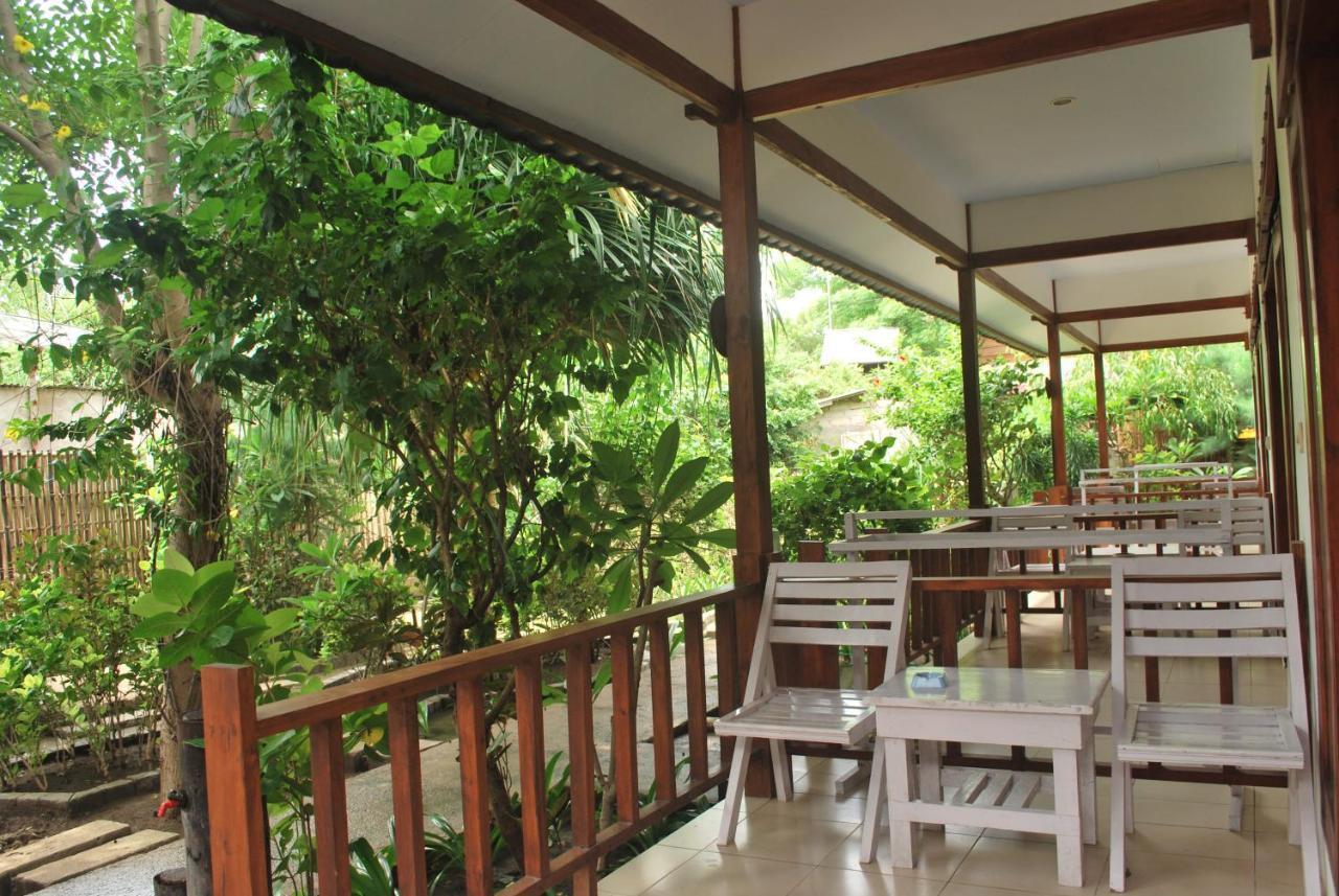 Gili Smile Bungalow Gili Trawangan Bagian luar foto