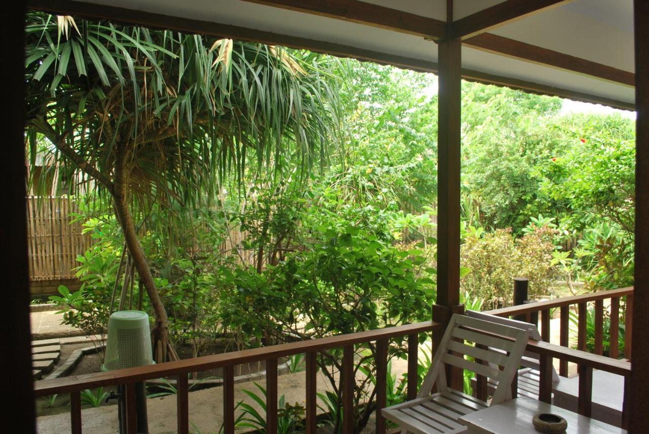 Gili Smile Bungalow Gili Trawangan Bagian luar foto