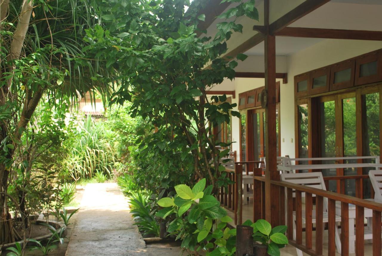 Gili Smile Bungalow Gili Trawangan Bagian luar foto