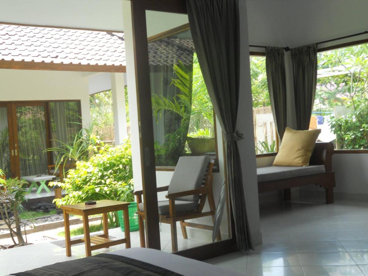 Gili Smile Bungalow Gili Trawangan Bagian luar foto
