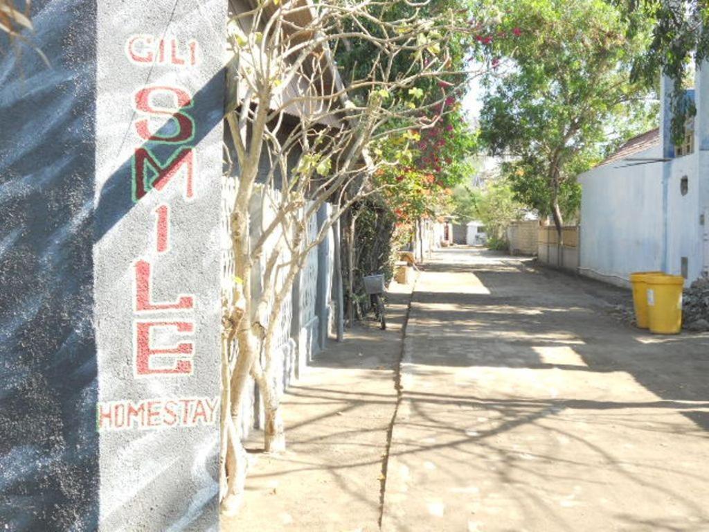 Gili Smile Bungalow Gili Trawangan Bagian luar foto
